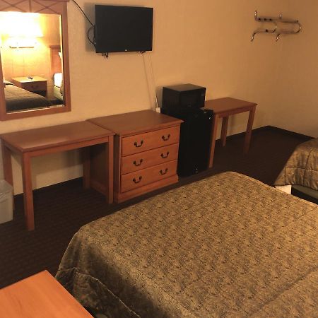 Deluxe Inn Lawton Buitenkant foto